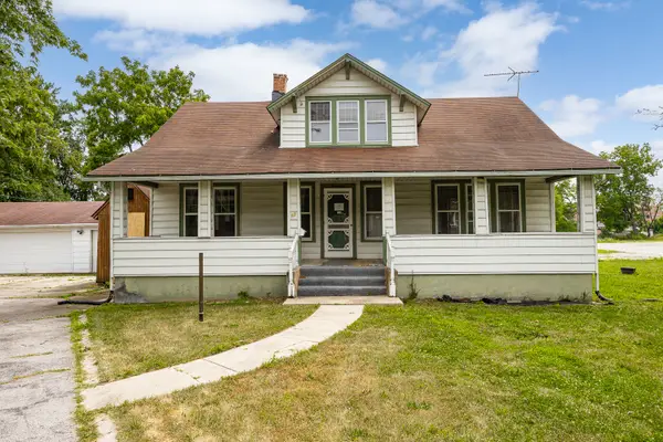 17 S Wabash Avenue, Glenwood, IL 60425