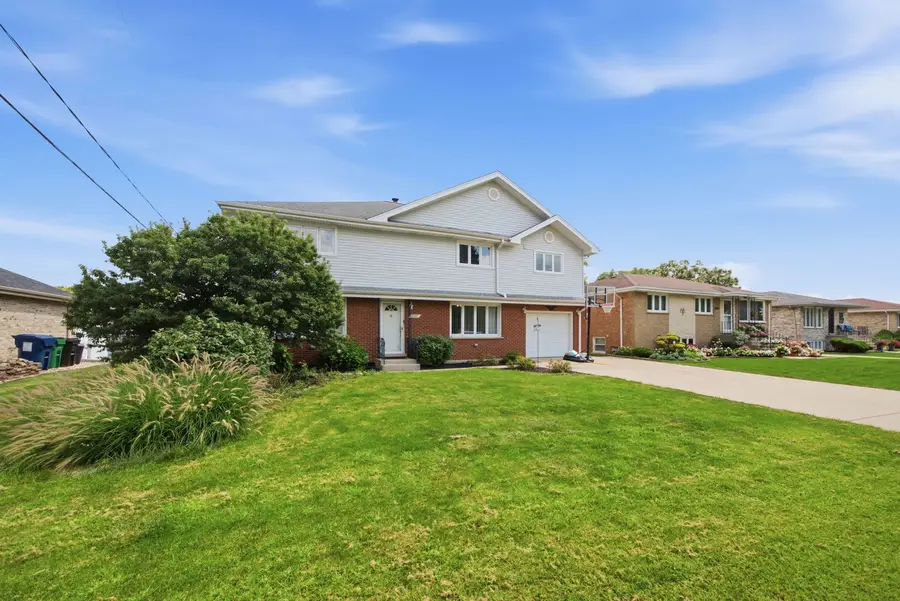 7211 Stickney Avenue, Bridgeview, IL 60455 - #2