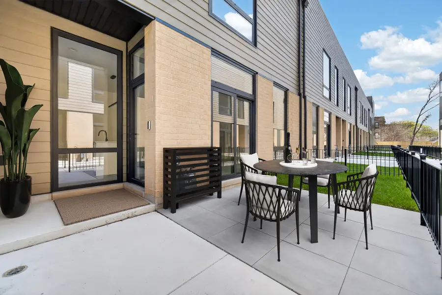 6216 S Woodlawn Avenue #B, Chicago, IL 60637 - #2