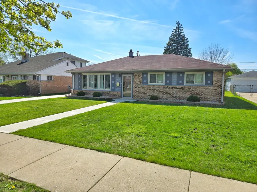 980 W Grant Drive, Des Plaines, IL 60016 - #2