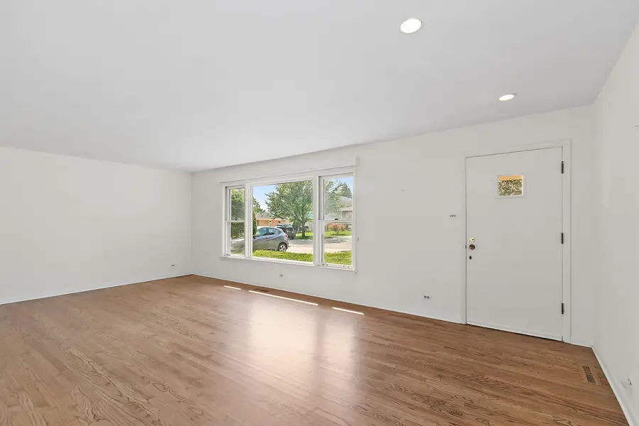 2831 Kensington Avenue, Westchester, IL 60154 - #3