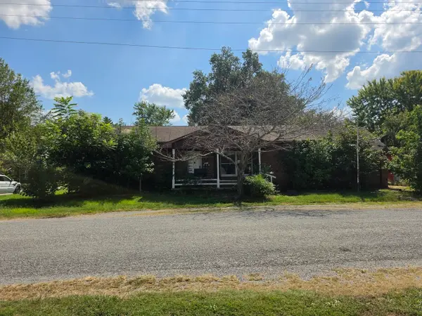 601 S Lincoln Street, West Frankfort, IL 62896