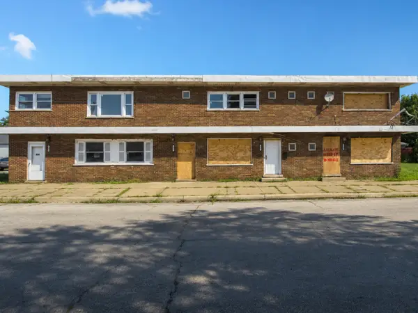 24 Memorial Drive, Calumet City, IL 60409