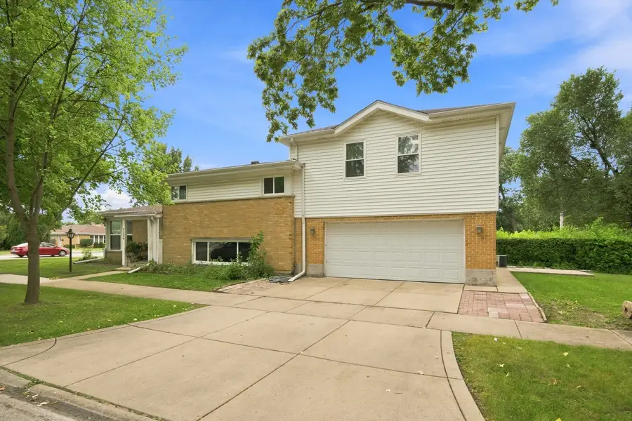 9206 Kostner Avenue, Skokie, IL 60076 - #2