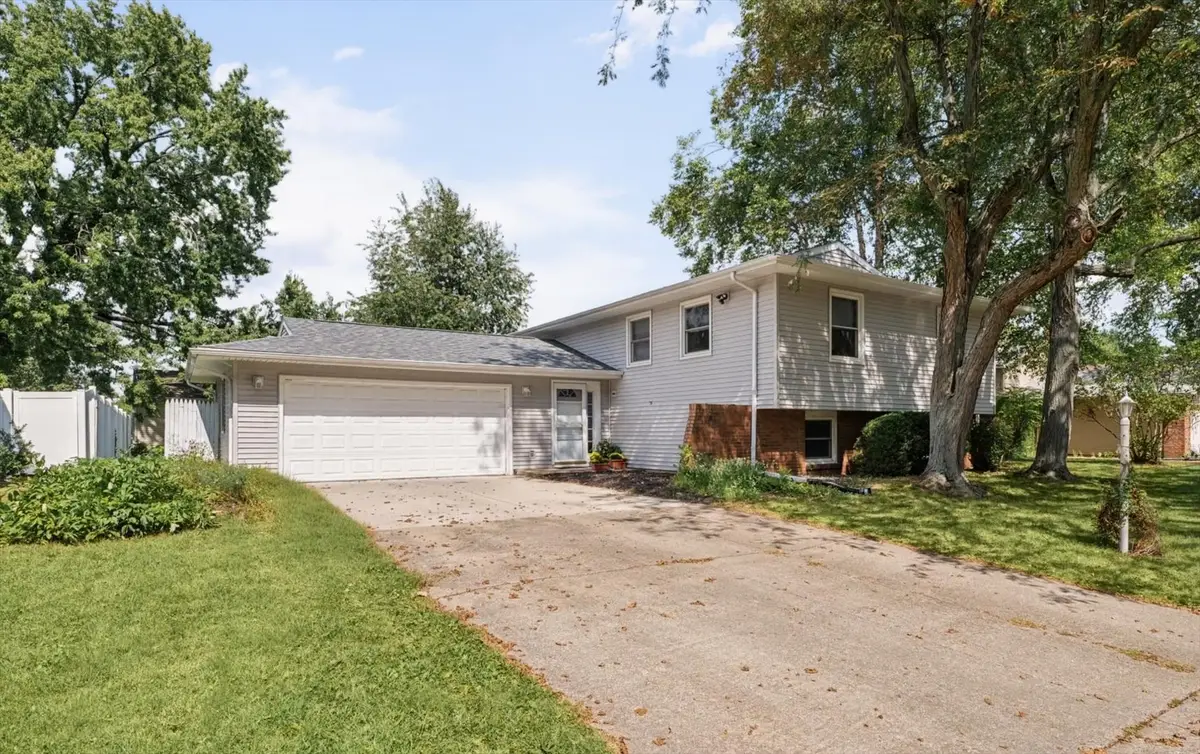 2108 Blackthorn Drive, Champaign, IL 61821 - #1