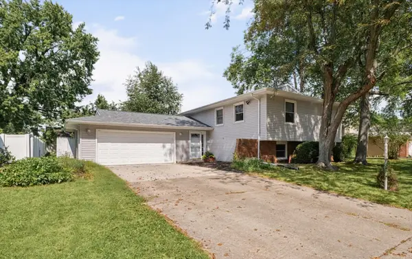 2108 Blackthorn Drive, Champaign, IL 61821
