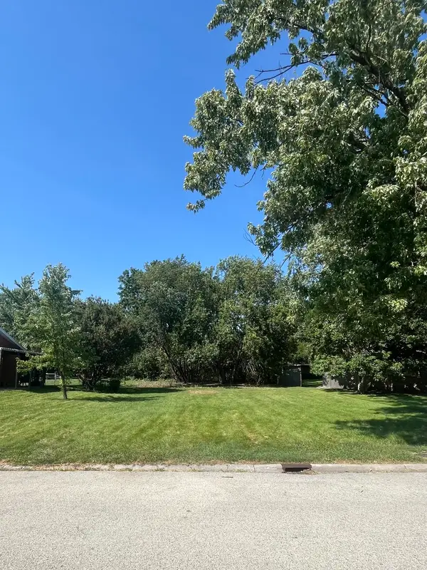 2808 Blair Drive, Champaign, IL 61821