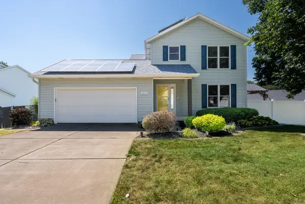 2625 Revo Road, Davenport, IA 52806