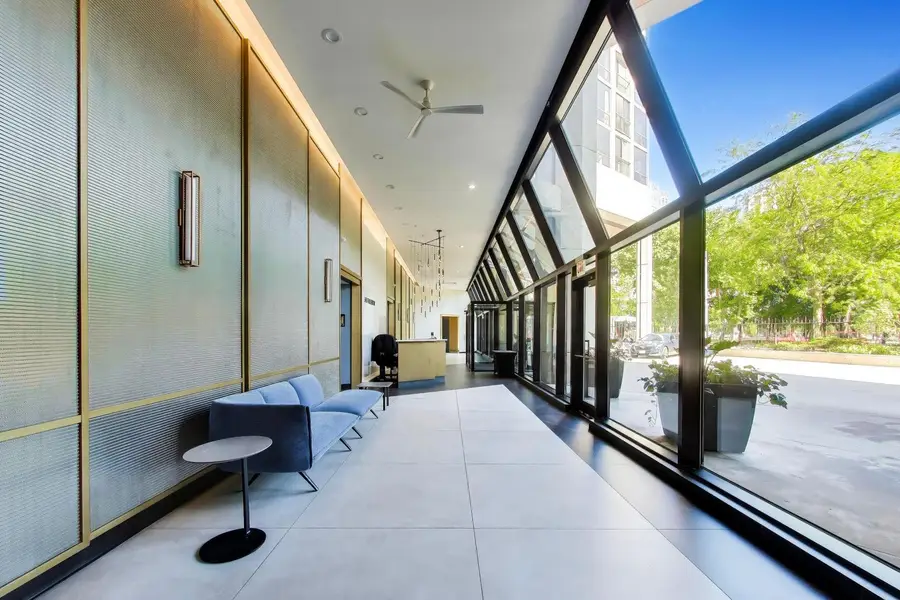 345 W Fullerton Parkway #1905, Chicago, IL 60614 - #3