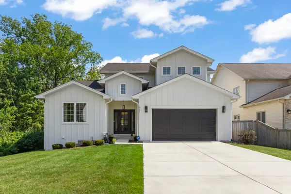 951 N Harvard Avenue, Villa Park, IL 60181