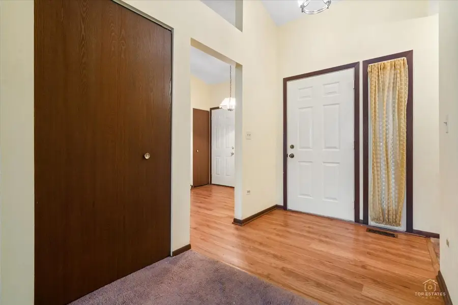 1575 Brandywyn Lane, Buffalo Grove, IL 60089 - #3