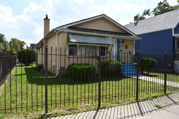 1935 W 71st Street, Chicago, IL 60636
