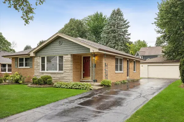 628 N Hickory Avenue, Arlington Heights, IL 60004