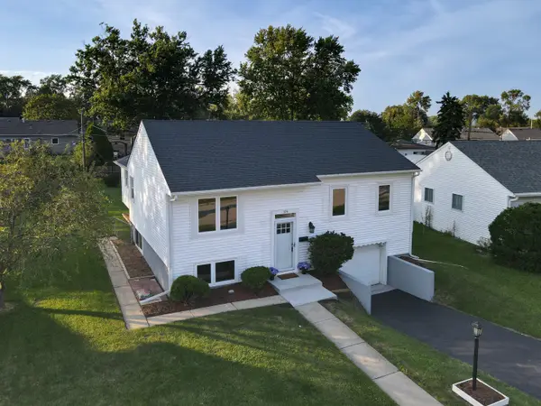 424 Mark Avenue, Glendale Heights, IL 60139