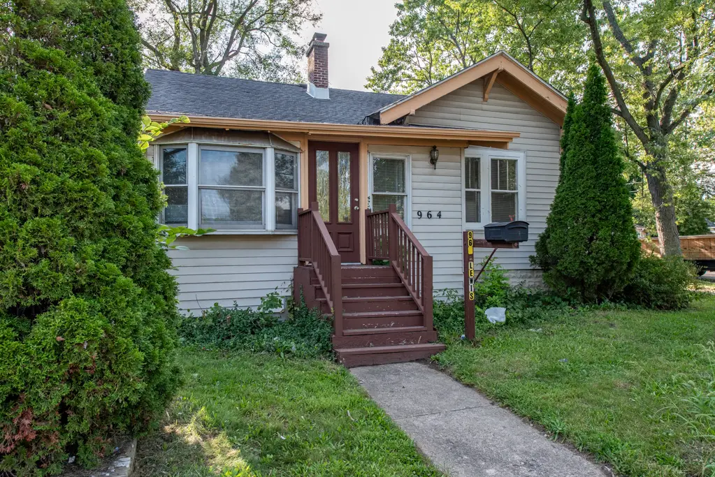 964 N Lewis Avenue, Waukegan, IL 60085 - #1
