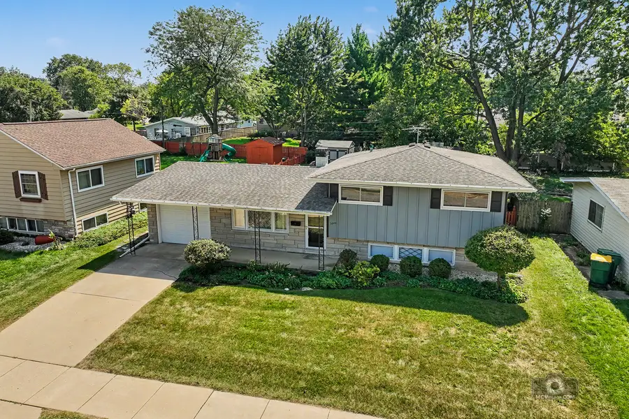 2204 Douglas Street, Joliet, IL 60435 - #3