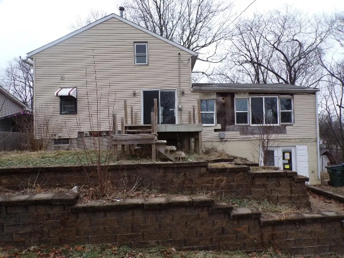 26 Blue Grass Court, Davenport, IA 52802 - #1