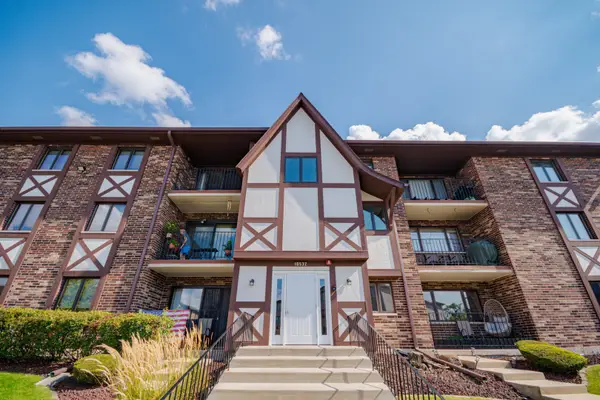 10532 Ridge Cove Drive #35A, Chicago Ridge, IL 60415