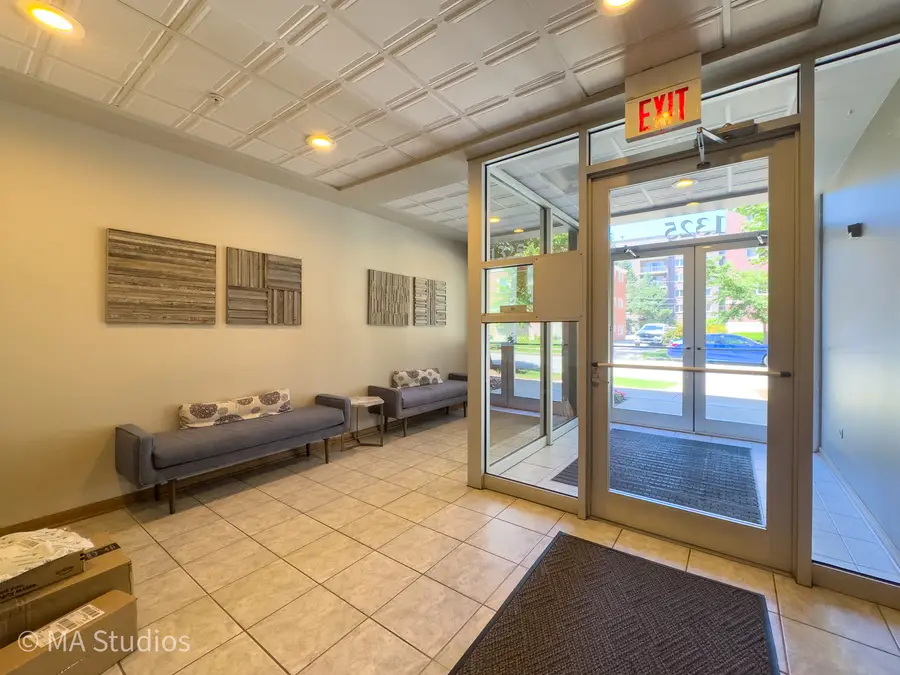 1325 Perry Street #402, Des Plaines, IL 60016 - #3
