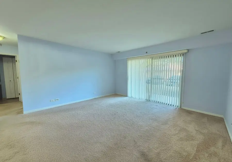 21W581 North Avenue #26, Lombard, IL 60148 - #3