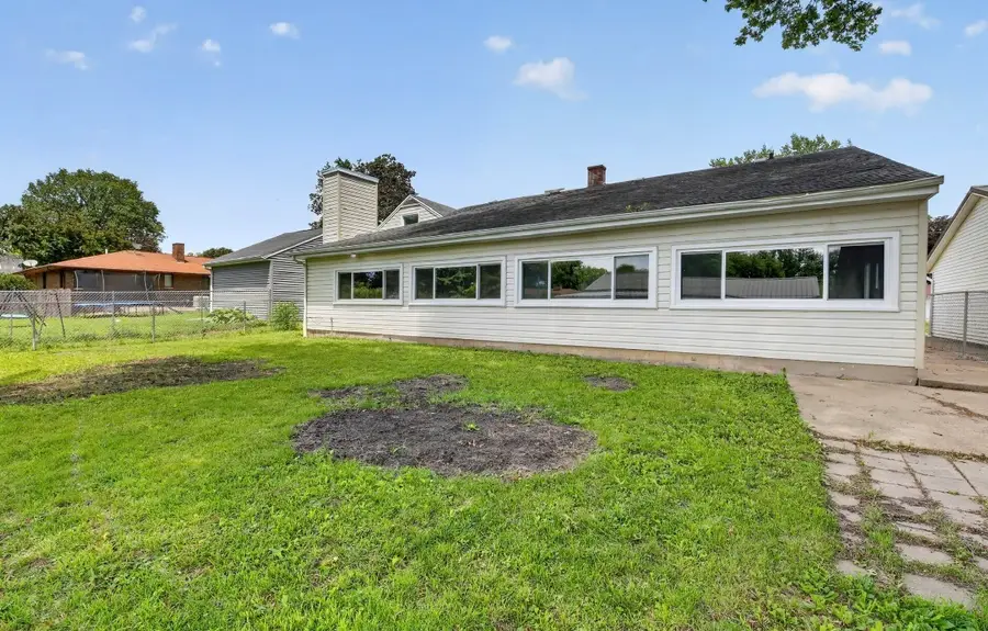 315 9th Avenue, Dewitt, IA 52472 - #3