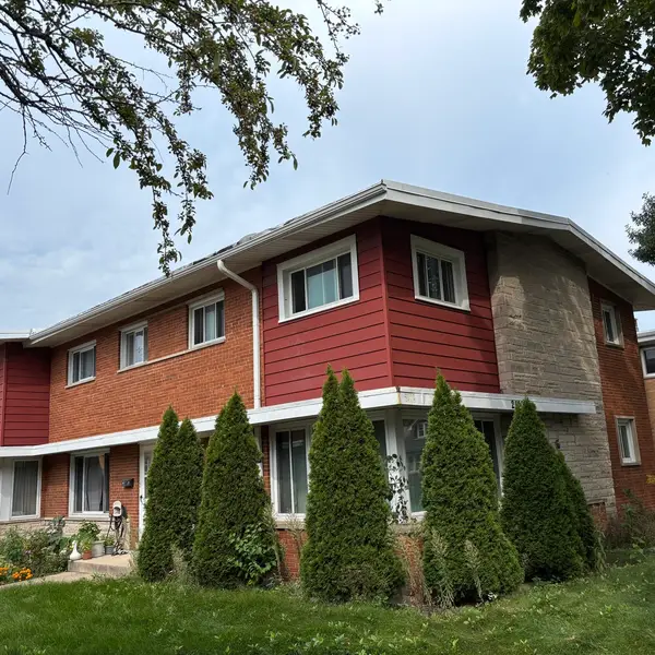 2500 W Birchwood Avenue #A, Chicago, IL 60645