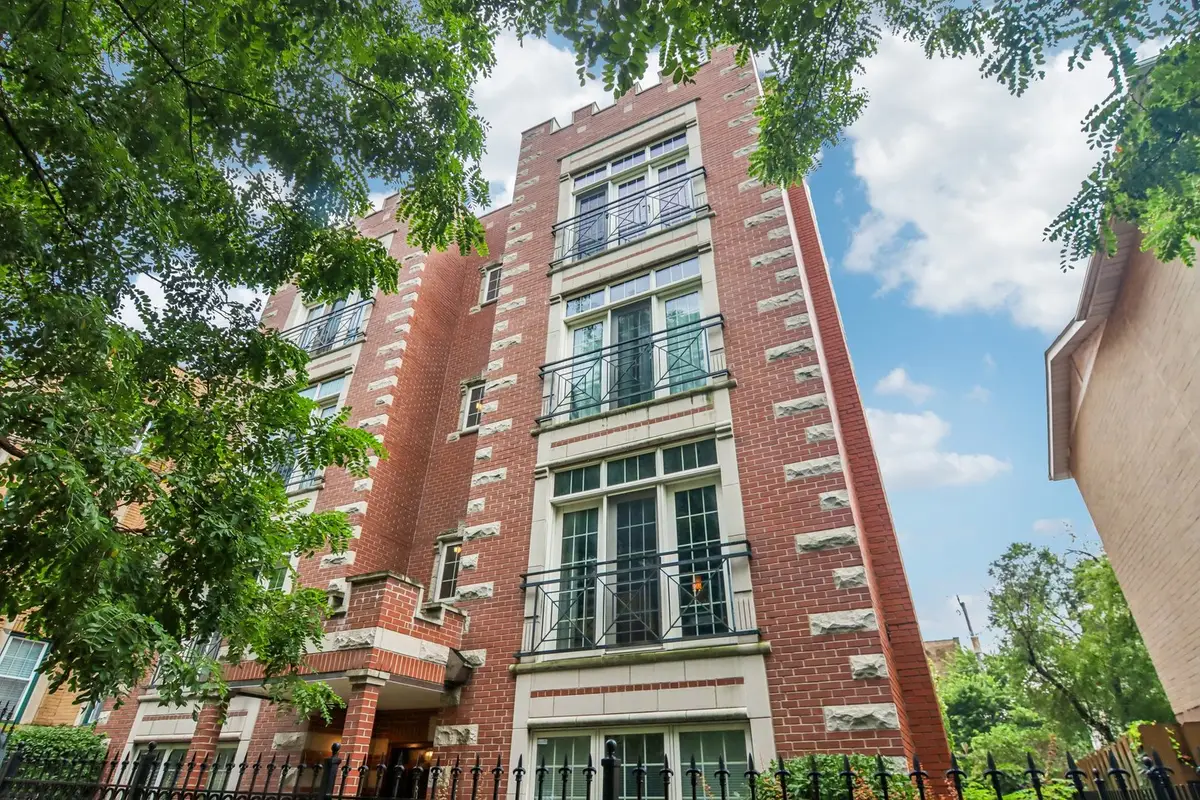 2049 W Morse Avenue #4W, Chicago, IL 60645 - #1