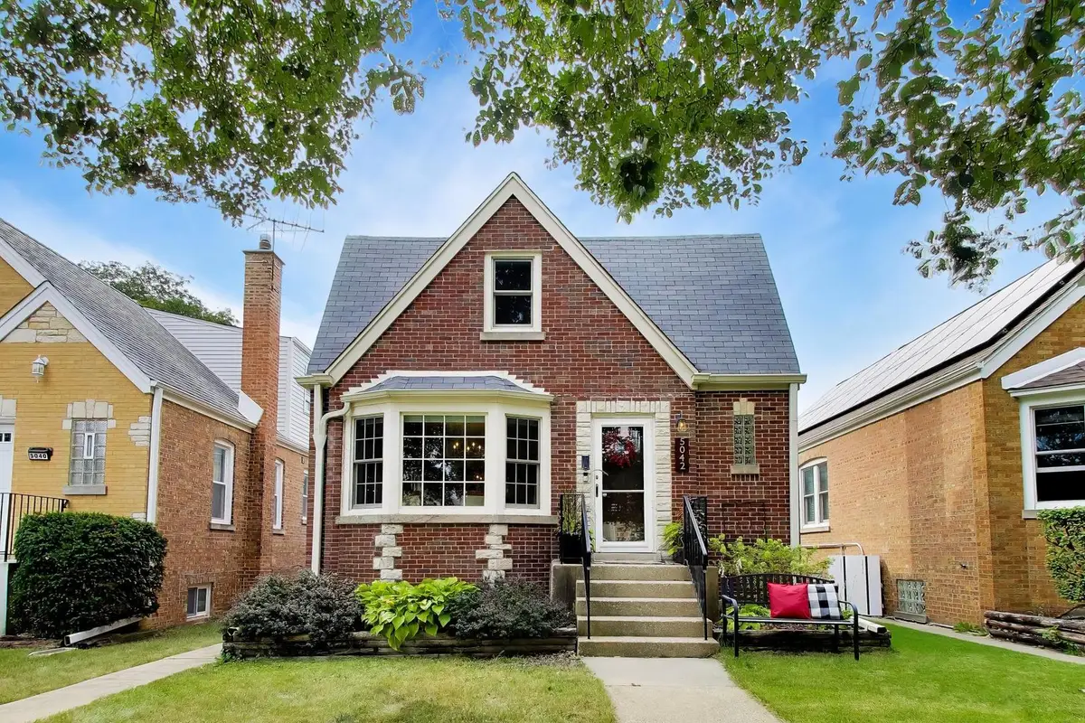 Address Withheld By Seller, Chicago, IL 60630 - #1