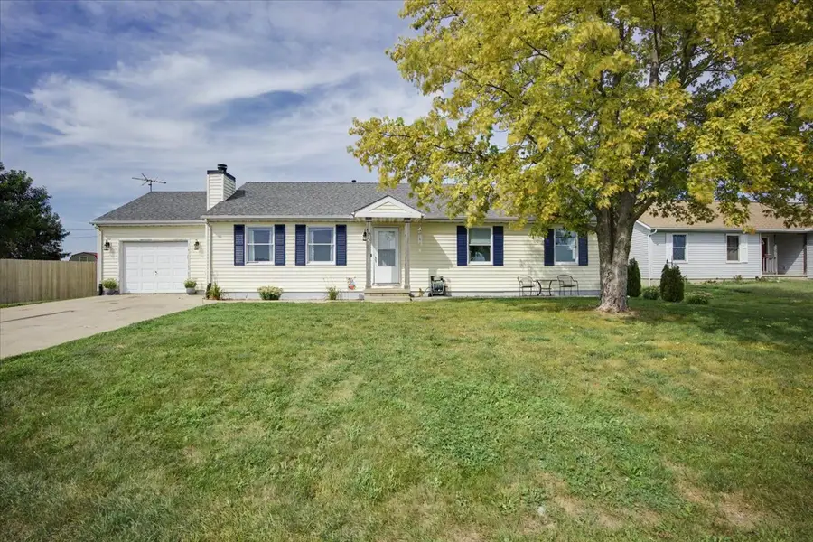 414 N Kathleen Street, Stanford, IL 61774 - #2