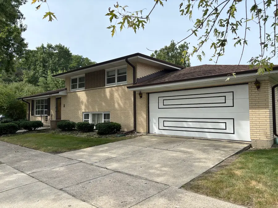 10734 31st Street, Westchester, IL 60154 - #3