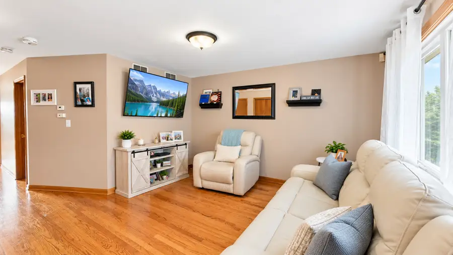 3610 S Emerald Avenue, Chicago, IL 60609 - #3