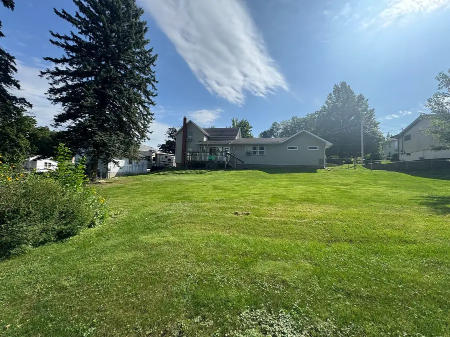 405 S Carroll Street S, Mount Carroll, IL 61053 - #2
