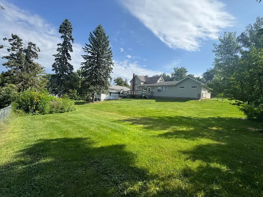 405 S Carroll Street S, Mount Carroll, IL 61053 - #3