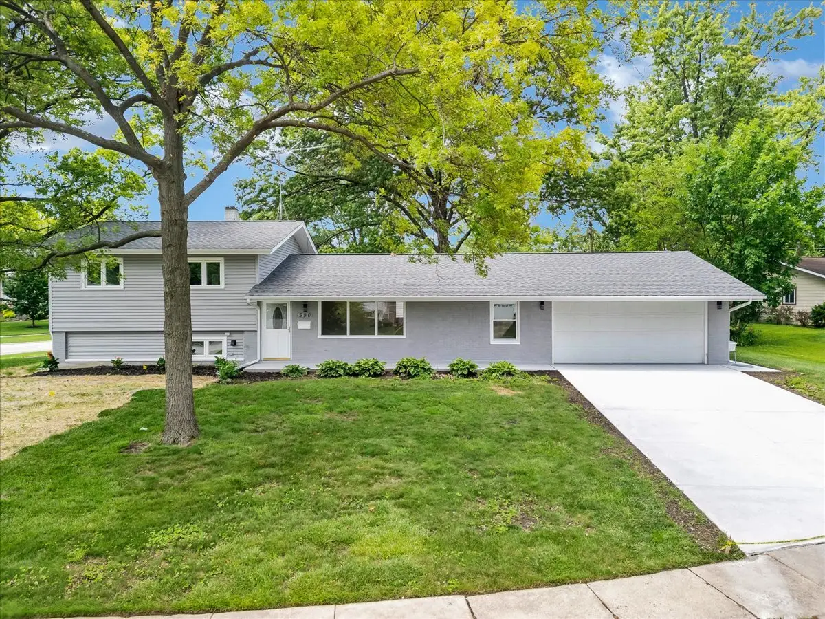 590 Durham Court, Hoffman Estates, IL 60169 - #1