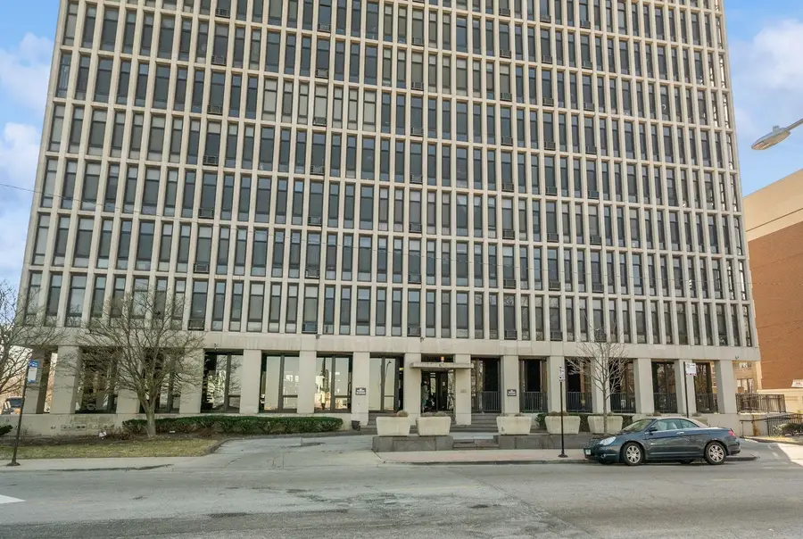 6700 S South Shore Drive #4K, Chicago, IL 60649 - #2