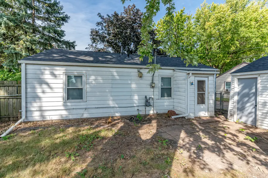 7215 Volquardsen Avenue, Davenport, IA 52806 - #3