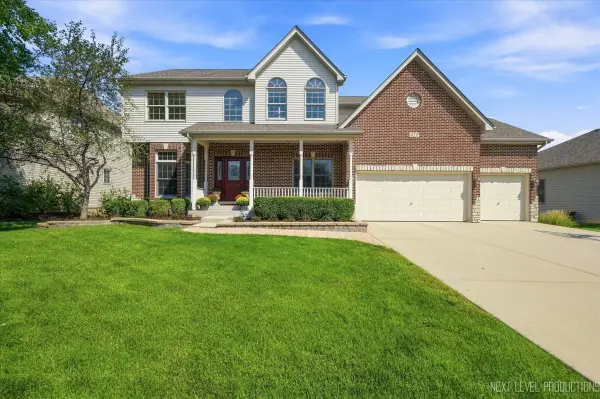 412 Deerfield Drive, Oswego, IL 60543