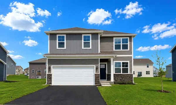 1022 Emerald Drive, Montgomery, IL 60538