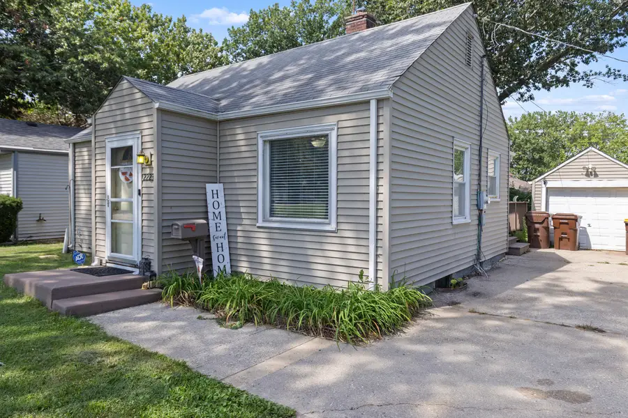 2223 Van Wie Avenue, Rockford, IL 61103 - #2