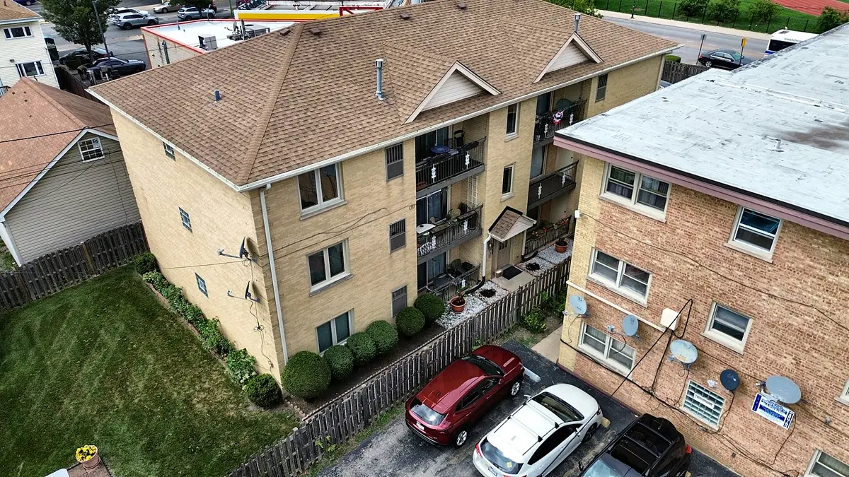 6743 W Irving Park Road #202, Chicago, IL 60634 - #1
