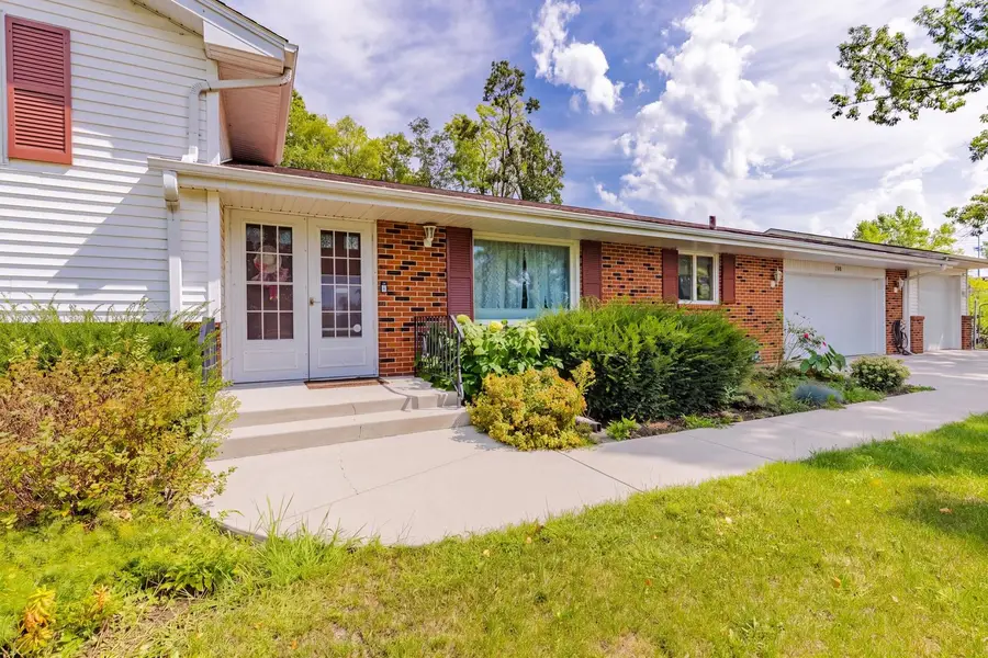 203 Wood Road, Rockford, IL 61107 - #3