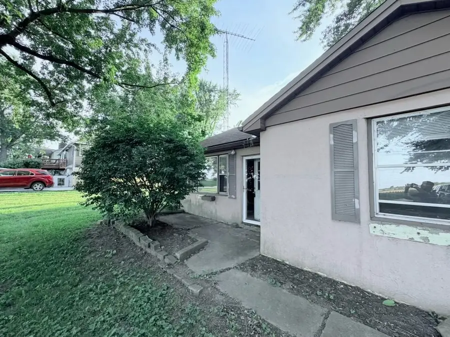 248 N 4000e Road, Kankakee, IL 60901 - #3