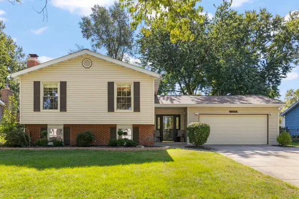 409 Maple Lane, Darien, IL 60561