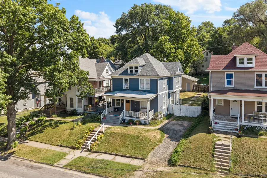 1021 22nd Street, Rock Island, IL 61201 - #3