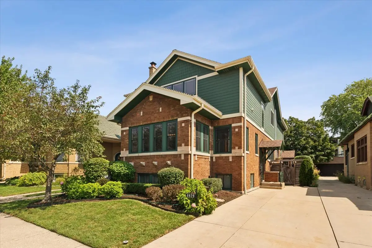 4929 N Fairfield Avenue, Chicago, IL 60625 - #1