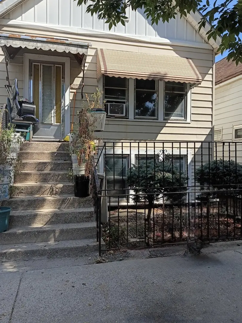 4721 S Wolcott Avenue, Chicago, IL 60609 - #1