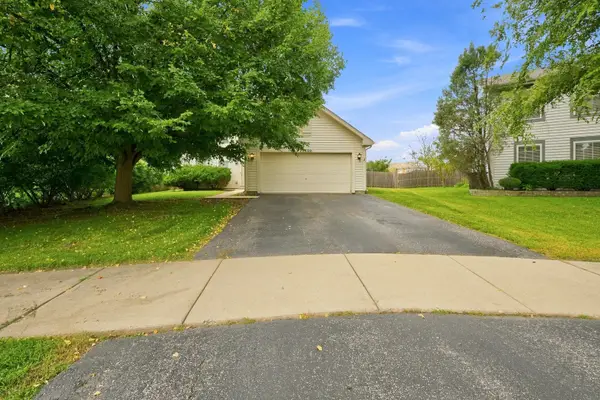 2420 Sisters Court, Naperville, IL 60564