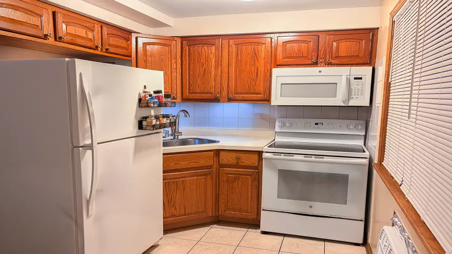 2330 N Harlem Avenue #1E, Elmwood Park, IL 60707 - #3