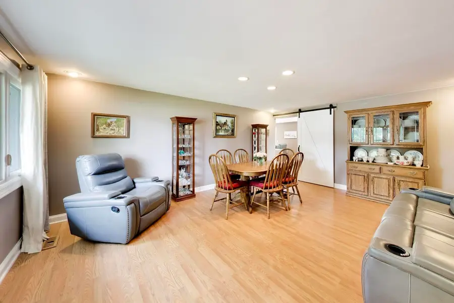 427 Kent Court, Schaumburg, IL 60193 - #3