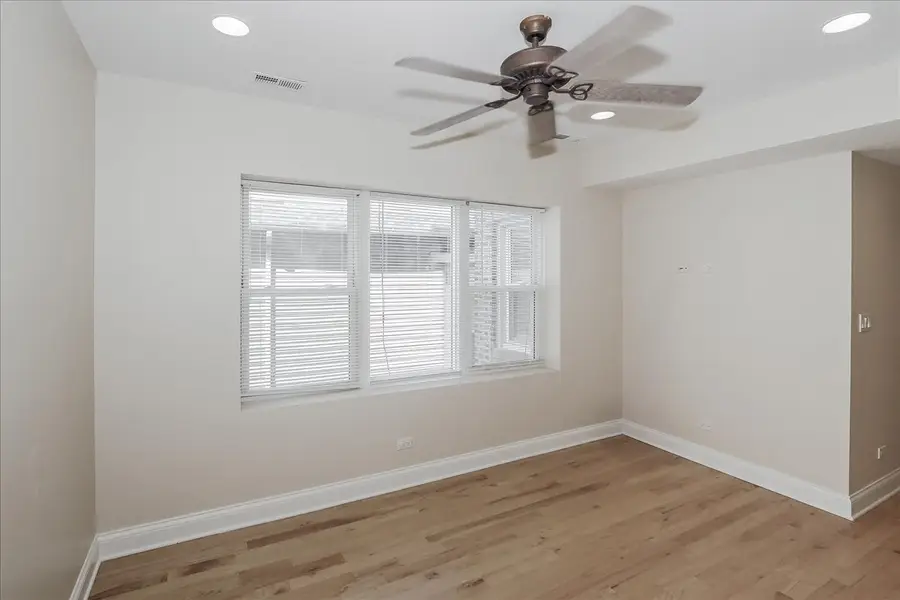 1939 W Granville Avenue #1, Chicago, IL 60660 - #2